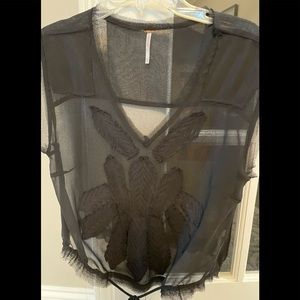 Free People | XS Sheer Top with Pretty Design and Tie at Waist.